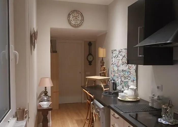 Nina's House Rom